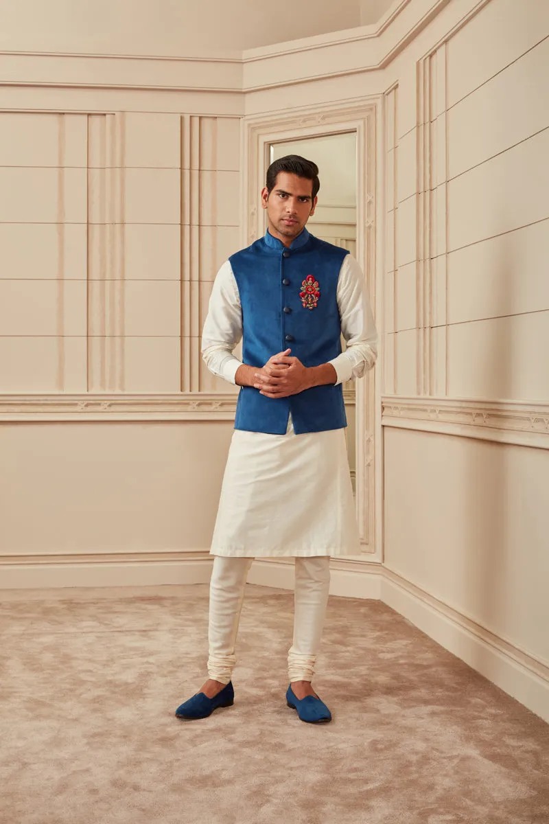 Blue Velvet Kurta Bundi Set