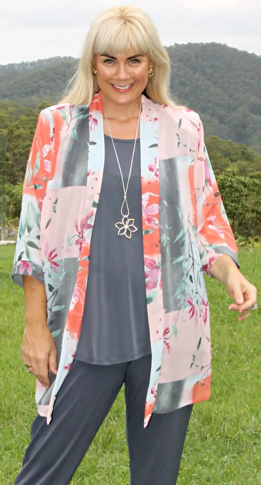 Edwina Edge to Edge Jacket Floral Coral| Charcoal